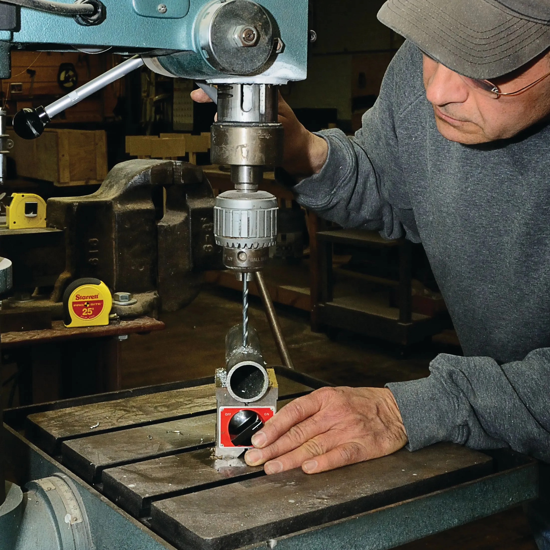 STARRETT 566 Magnetic V-block 1 3/4 Inch Capacity | AD6XED 4CEN9 / 63323